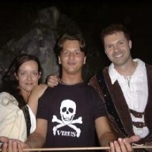 Johannes, Grill