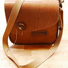 Ledertasche_Beate DRAPELA_ART-WORK