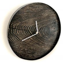 Wanduhr mit Eiche verkohlt und gebürstet 