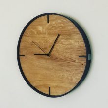 Wanduhr mit 40 cm Durchmesser Eiche gebürstet 